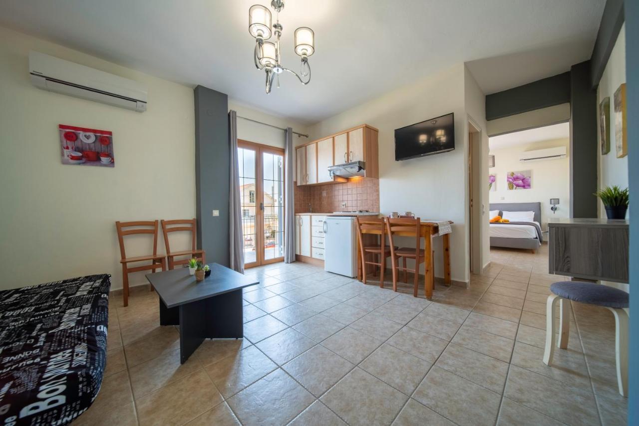 Helen'S Studios & Apartments Skala  Bagian luar foto