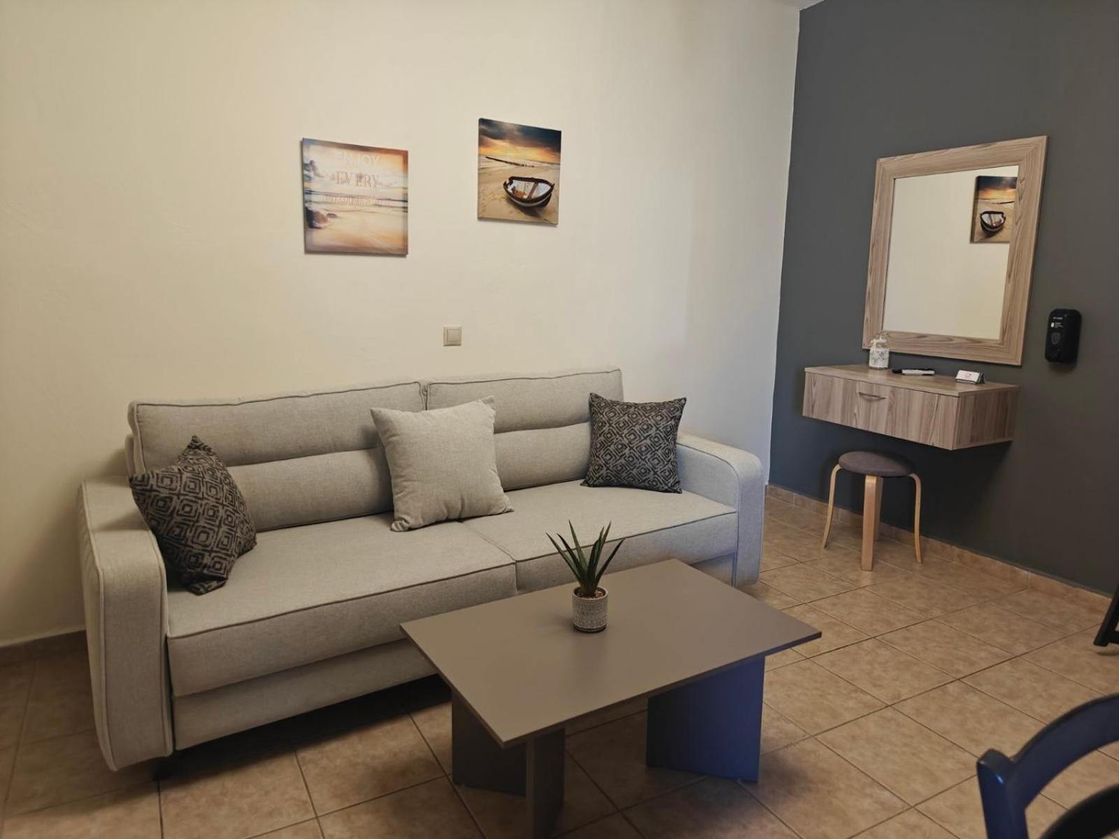 Helen'S Studios & Apartments Skala  Bagian luar foto