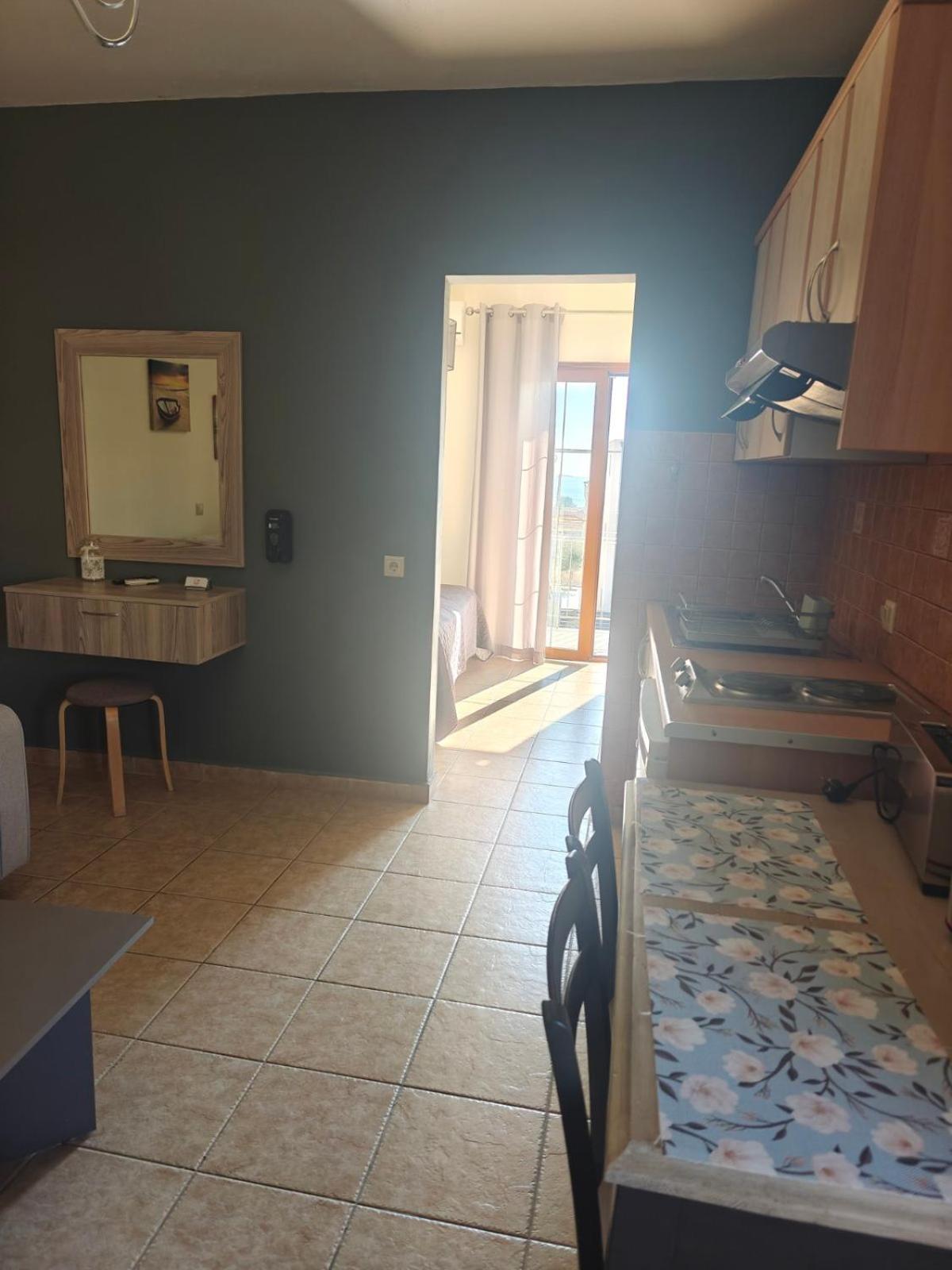 Helen'S Studios & Apartments Skala  Bagian luar foto